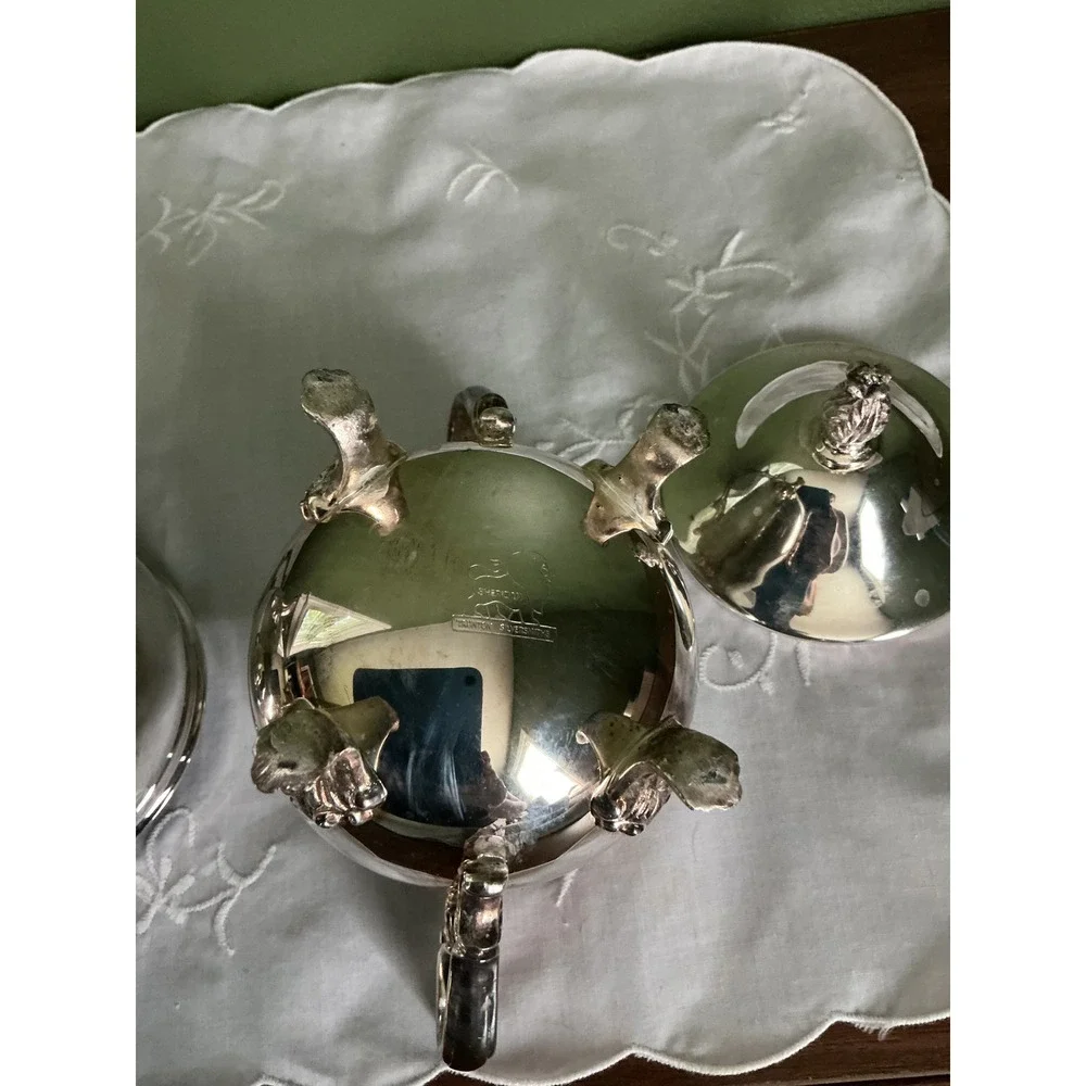 Sheridan Silver on Copper Cream and Sugar Set Taunton Silversmiths Lion Paw Feet